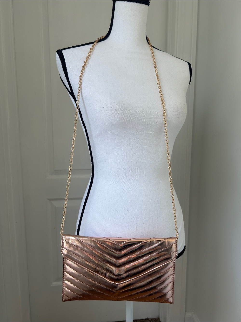 Quilted Metallic Rose Gold Chain Shoulder Bag